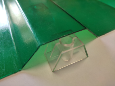 Опора под крепеж профилированного поликарбоната